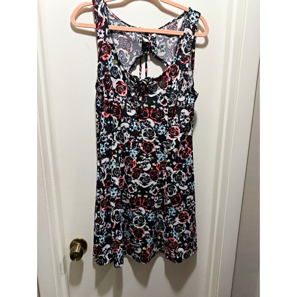 Hot Topic Fit & Flare Dress M Black Floral Skull Round Neck Sleeveless Knee